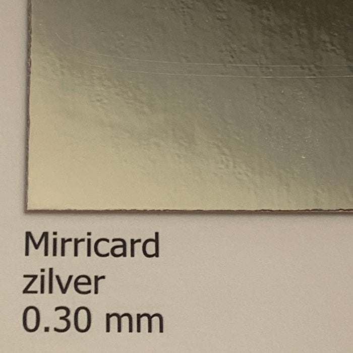 Mirricard zilver 0.3mm 70 x 100 cm BL 270gr/m2 (25 platen)
